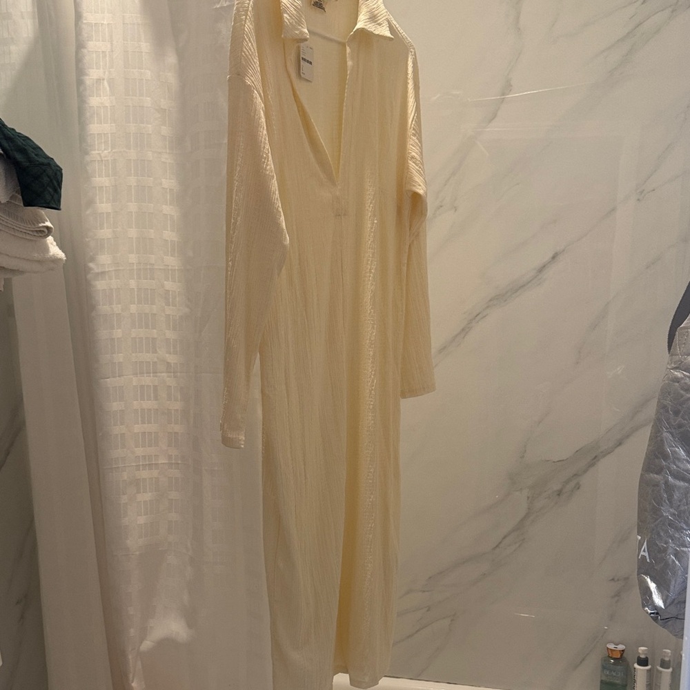 Elegant Cream Maxi Dress